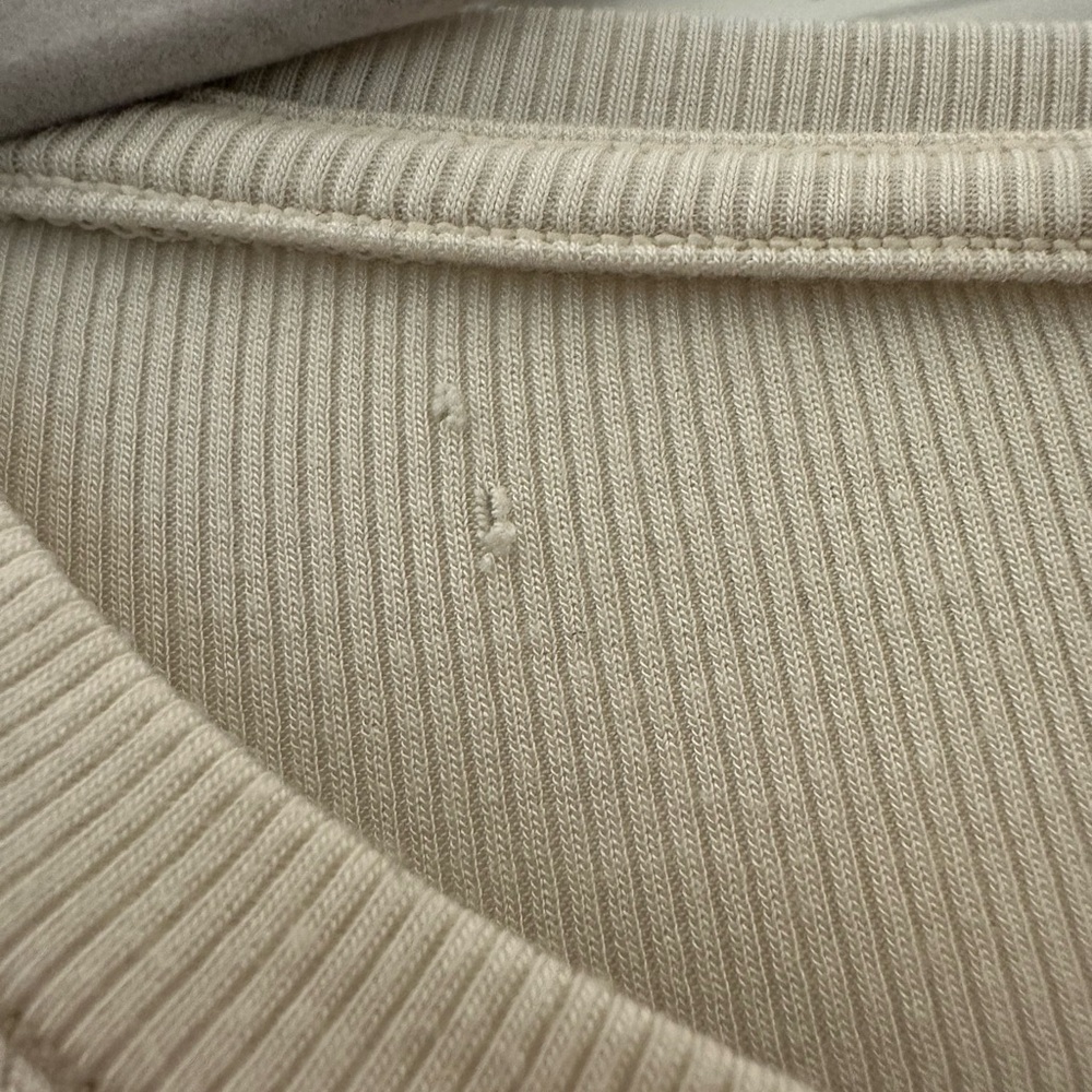 Lululemon sz top - Picture 6 of 6